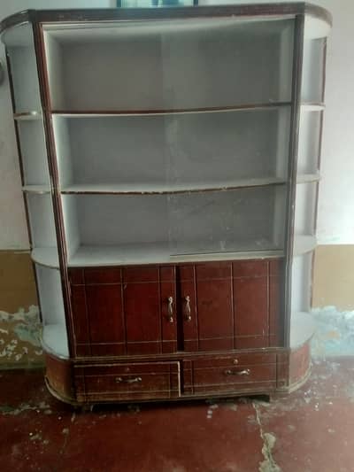 Lord wooden showcase