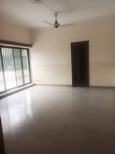 11 Marla Corner Commercial Building