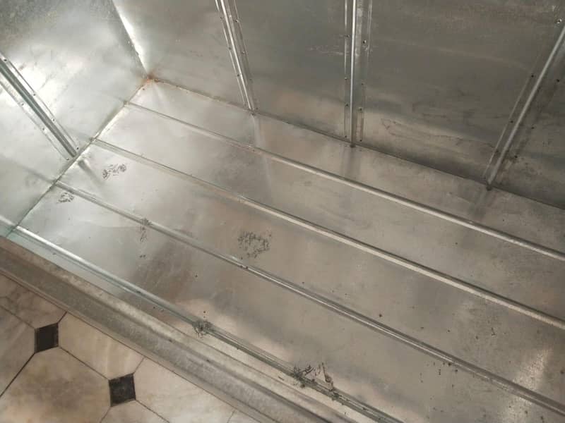 مضبوط لوہے کی پیٹی فروخت کے لیے – اچھی حالت میں 2