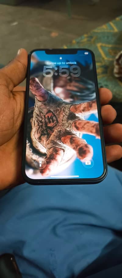 Iphone 12 Factory unlock 92 health