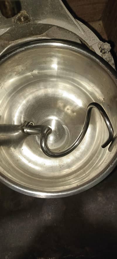 Need chef for pizza burger