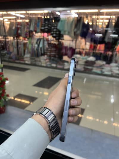 Iphone 13 pro max 256 gb sim working Non pta (not jv)Exchange