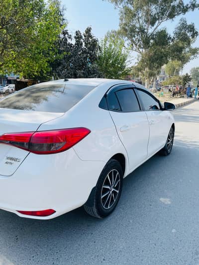 Toyota Yaris 1.3 Auto