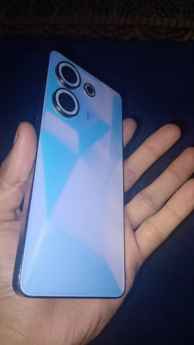 16gb ram 256 32 front 64 back