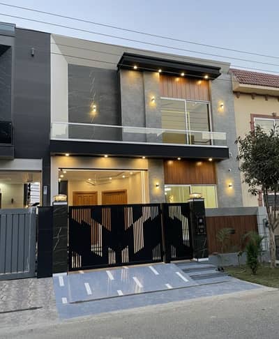 5 Marla Brand New Modern House