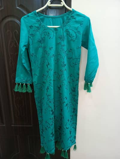 Embroided 2Pc Lawn Dress for sale