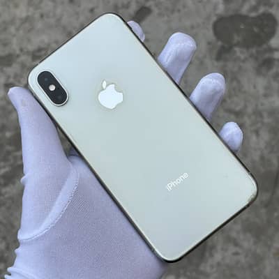 I phone Xs 256 Non PTA White Colour