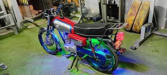 honda 125 8 model