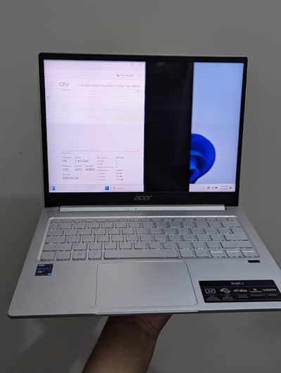 Acer Swift 3, Core i7-11th gen, Ram 16gb Ddr5, Nvme 128gb (SEE DETAIL)