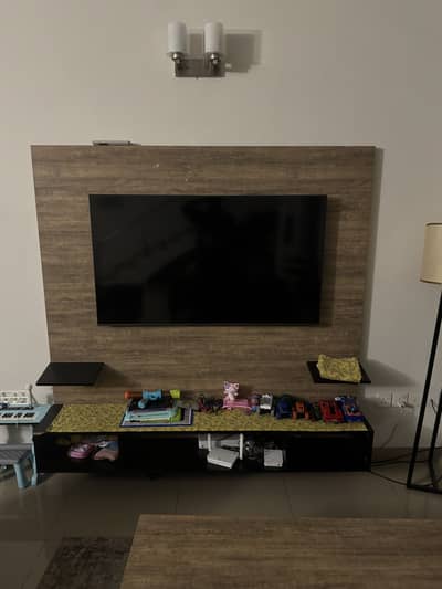 Tv wall unit