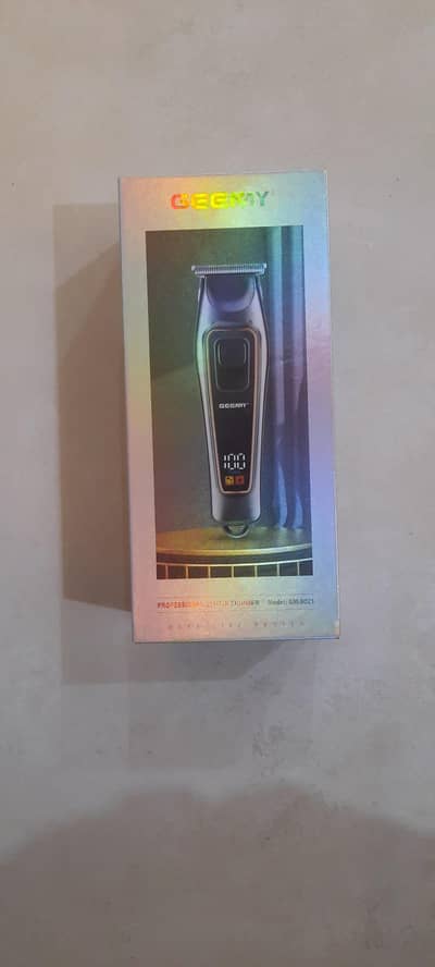 geemy professional hair trimmer with display
