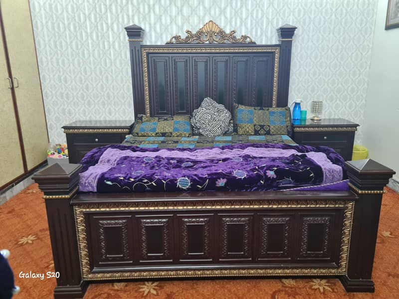 Solid Wood Designer Bed Set 3