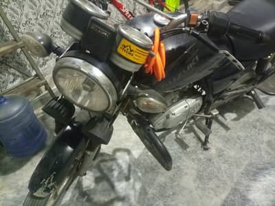 Suzuki GS 150 SE 2019