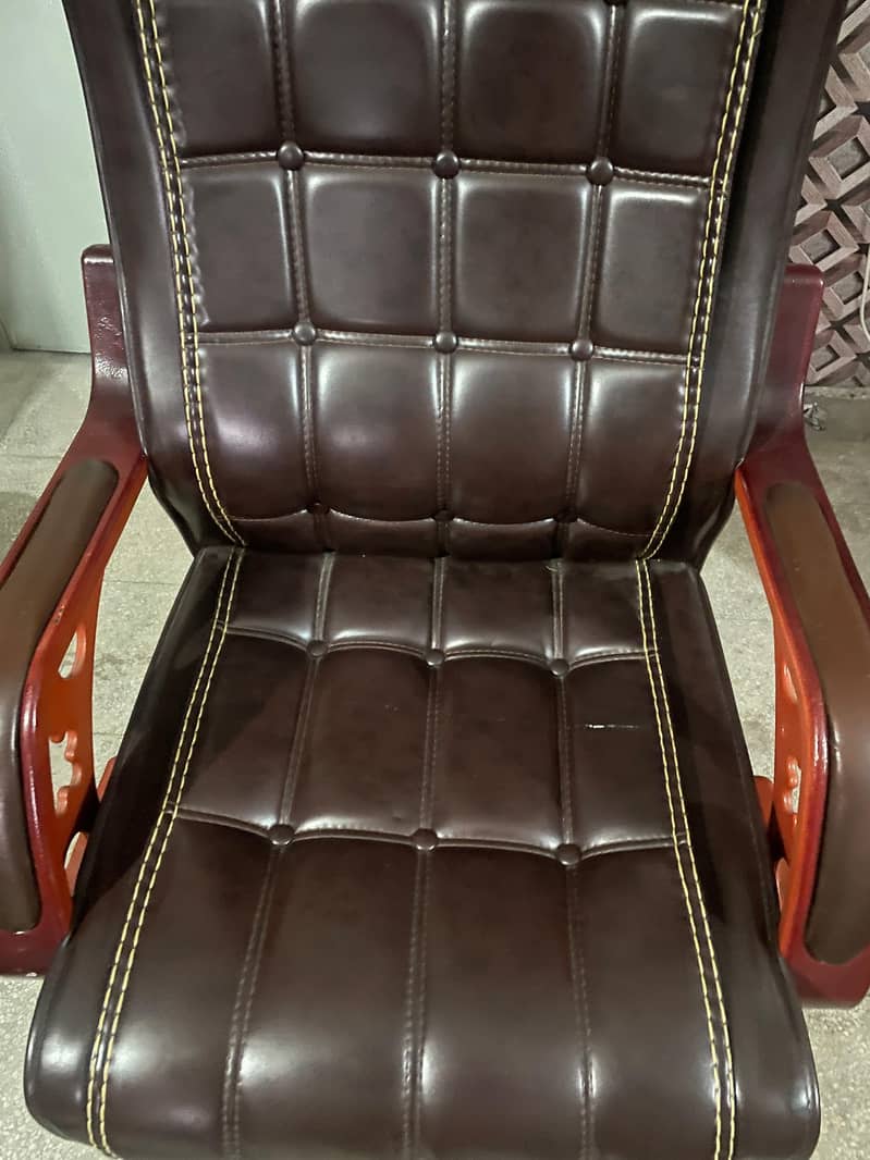 Executive chair 0