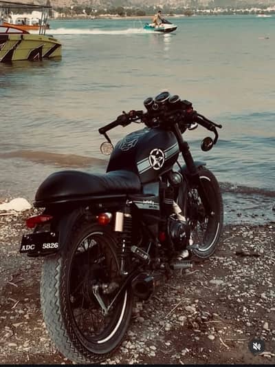 Hi speed Infinity 150 (Cafe)