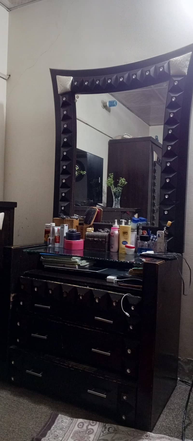 Almari dressing table Console 2