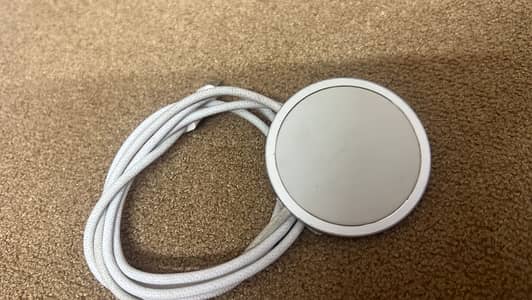 Apple magsafe / wireless charger