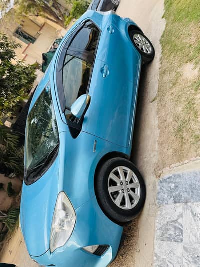 Toyota aqua like aa brand new car  total geniun 2nd owner