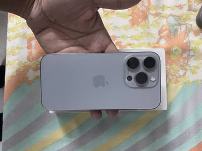 I phone 15 pro 128gb jv