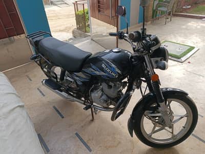 urgent sale Suzuki 150 se