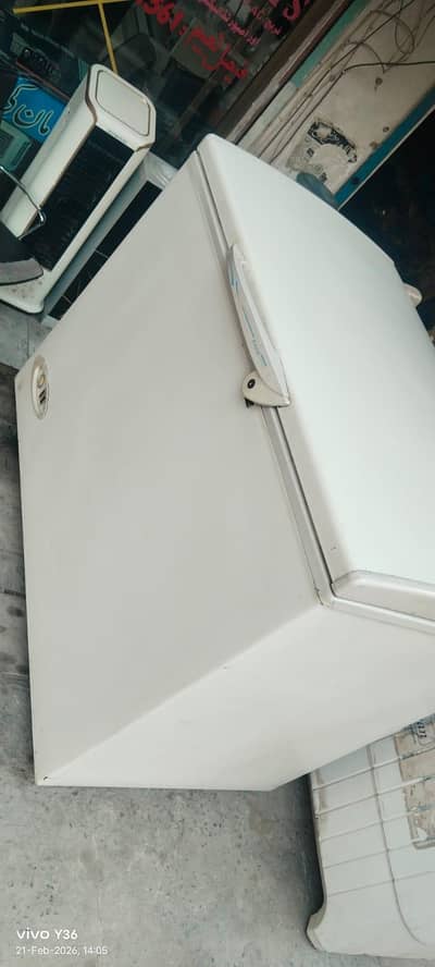 deep freezer good working