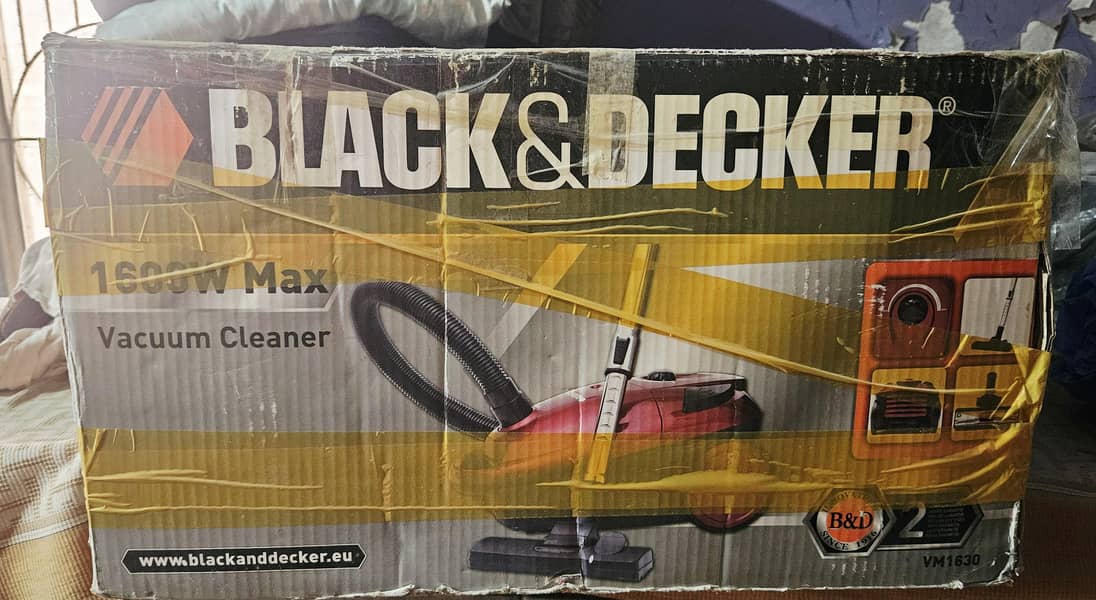Black&Decker Vecuum Cleaner 1