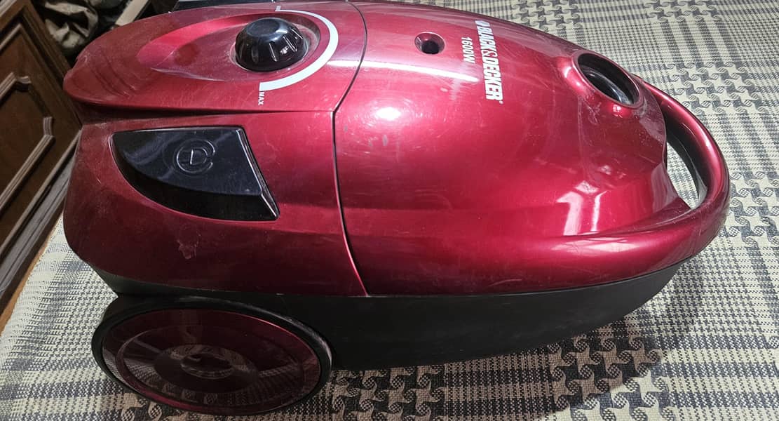 Black&Decker Vecuum Cleaner 2