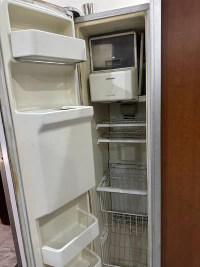 Siemens 2 door fridge all ok new condition