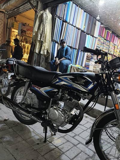 Honda cg 125 sale in new condition model 2025