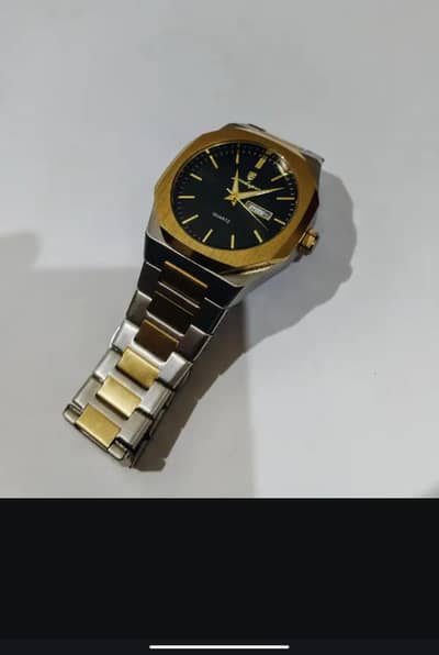 Brand new golden watch