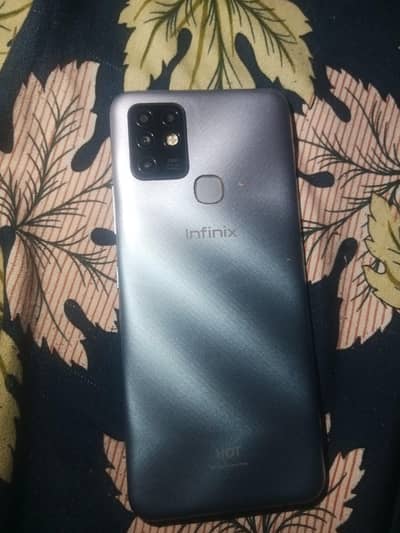 ifininix hot 10 4+128 GB