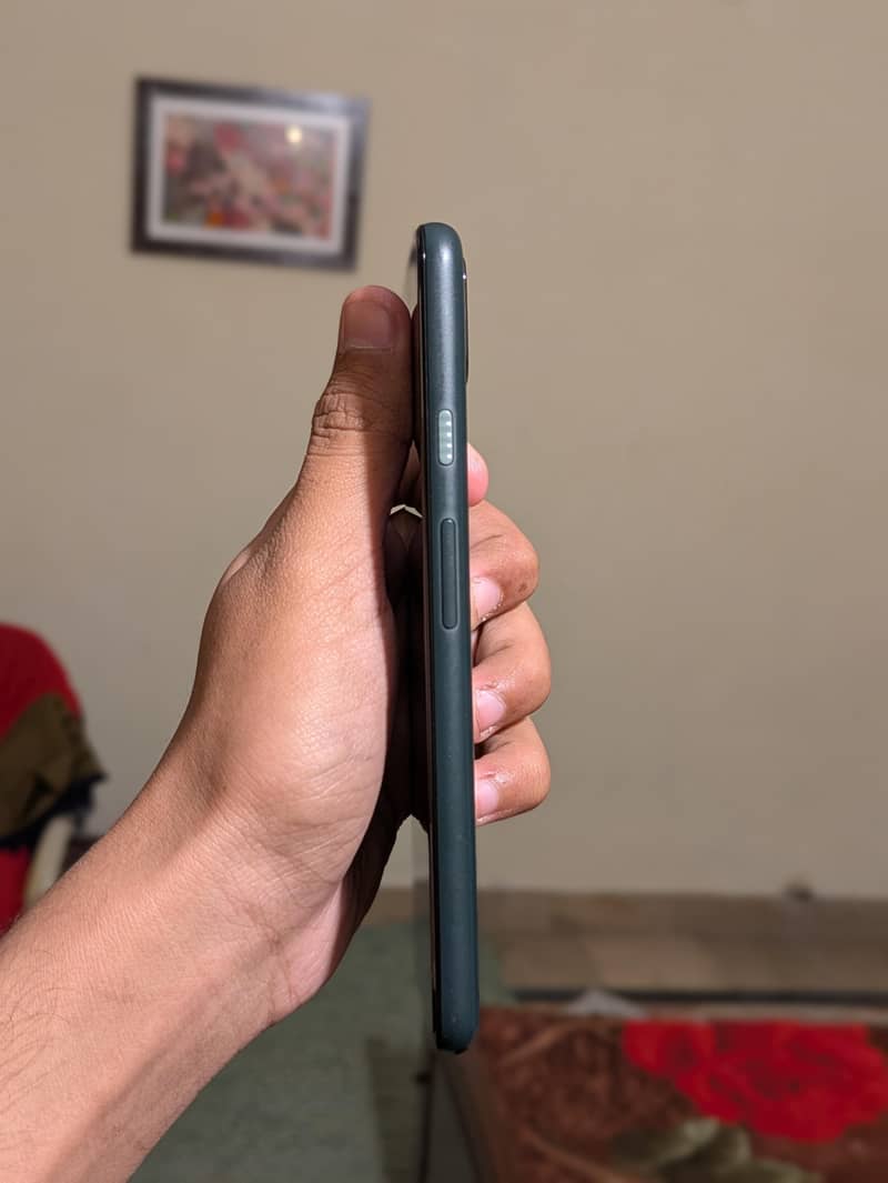 Google pixel 5a 4