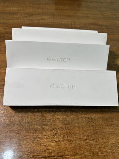 Series 11 46 mm / 42 mm Space Grey Jet Black Sealed Box packed apple