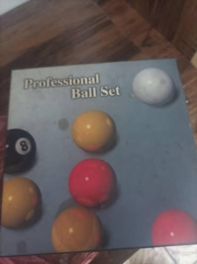 snooker balls