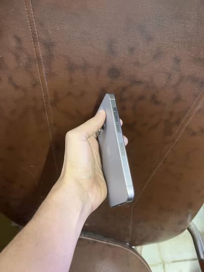 Iphone 15 pro Factory unlocked