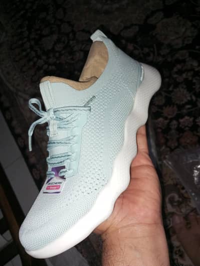 Brand New Skechers Massage Fit - Women's 7.5 - Mint Colour