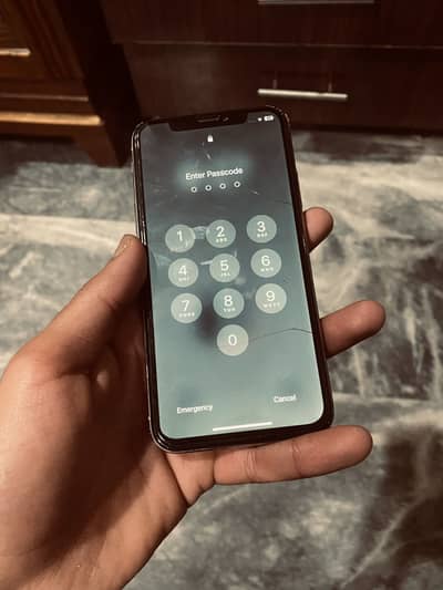IPHONE X FACTORY UNLOCK