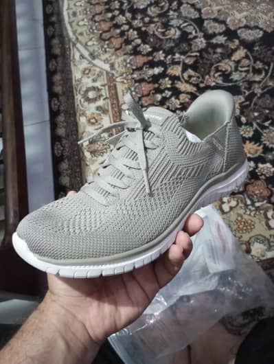 Skechers – RAMADAN PRICE DROP – Handsfree Slip On – Taupe – New