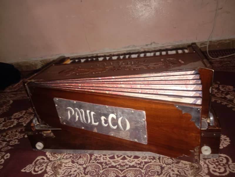 Musical instruments 8
