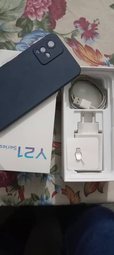 Vivo Y21a | 4GB+1GB Extended RAM / 64GB | Original Box & Charger