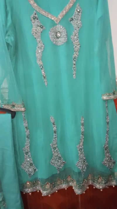 Large shalwaar kameez