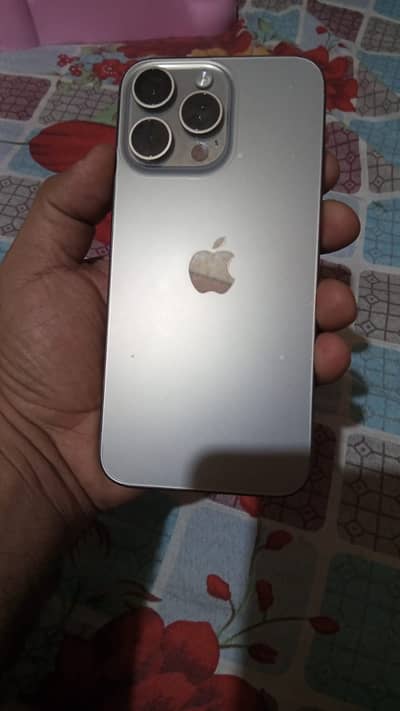 Apple iPhone 15 Pro Max