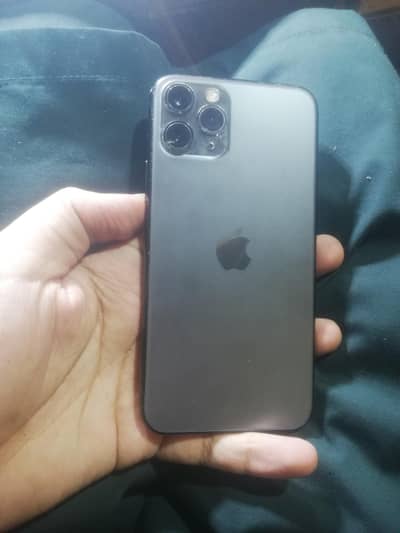 iphone 11 pro 64gb call ya msg say pehly ad read kar lain