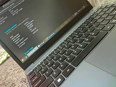 Laptop for Sale 10/10 Condition