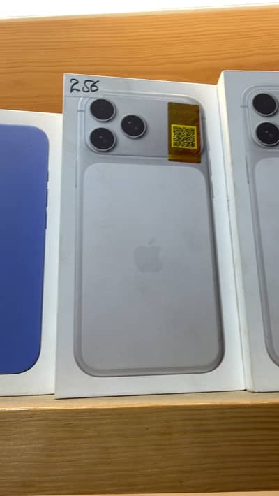 PTA Approved Apple Non active 256gb 545000 17 pro max