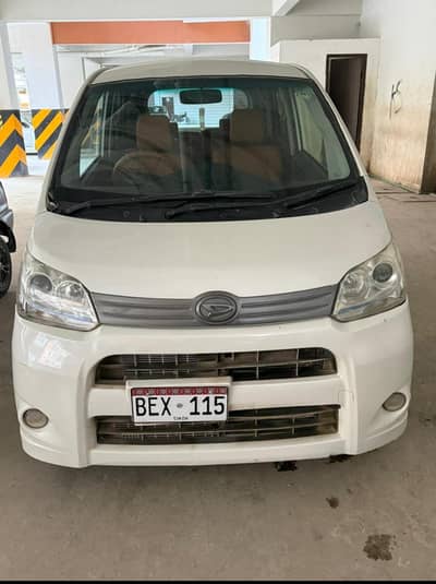 DAIHATSU MOVE CUSTOM G (TOP THE LINE VARIANT)