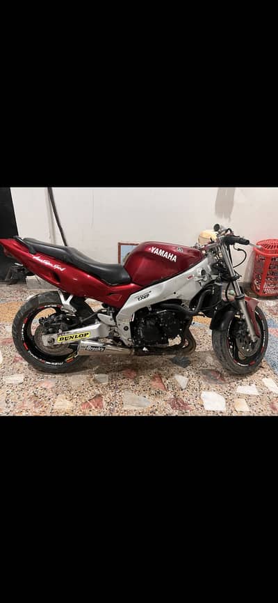 YZF600R 1998 Without Engine Project Bike
