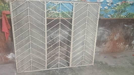 khari lohy ki han ghr ki otari han