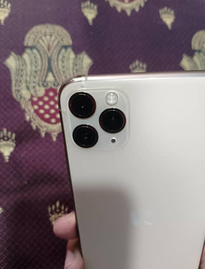 iPhone 11 Pro Max 256 GB, PTA Approved in Very Excellent Condition