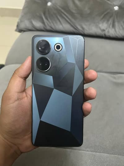 tecno camon 20 , 9 out of 10